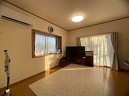 居間
