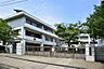 周辺：鎌倉市立手広中学校 徒歩12分。 950m