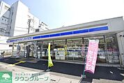 ローソン草加氷川店 731m