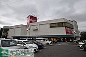 ベルクス草加松原店 徒歩6分。 480m