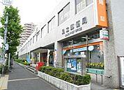 足立梅田郵便局 418m