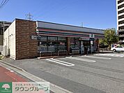 セブンイレブン足立梅田5丁目店 徒歩7分。 520m