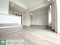 フレアコート北千住 304 3階2LDKのリビング/ダイニング