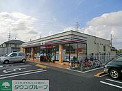 セブンイレブン足立花畑1丁目店 徒歩6分。コンビニ 480m