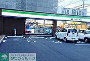 ファミリーマート名古屋千代田店 徒歩1分。 80m