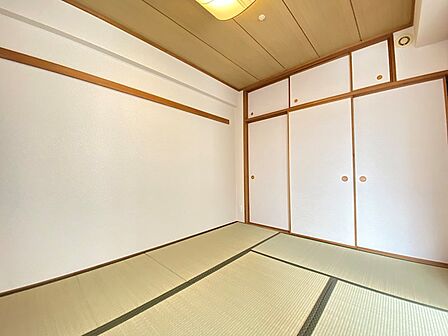 和室にも収納がついています。