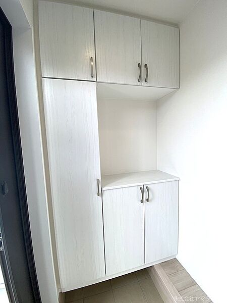 玄関を拡大表示