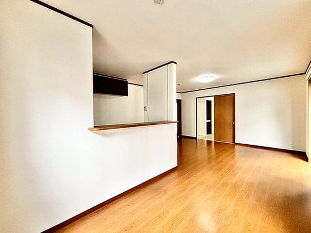 リビング/ダイニング 館林市新栄町