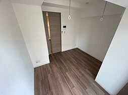 GRANDREVE横濱I 501 5階1Kのリビング/ダイニング