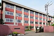 藤沢市立高倉中学校（1151m）