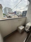 ※同タイプの内装写真参考