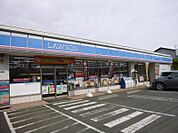 ローソン 辻堂元町五丁目店（75m）