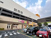 サニーサイドモール小倉 徒歩9分。 690m