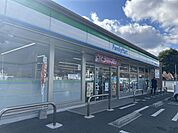 ファミリーマート小倉葛原本町六丁目店 徒歩5分。 350m