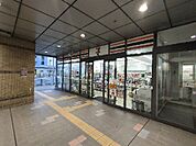 セブン-イレブン黒崎コムシティ店 徒歩21分。 1670m