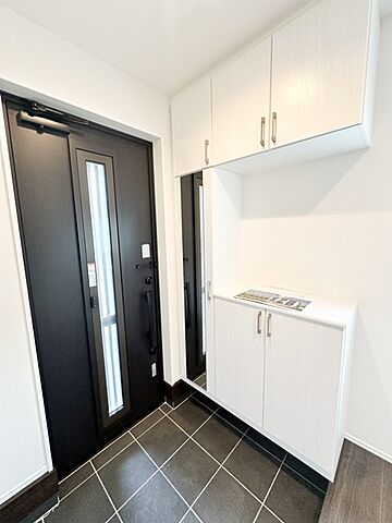 玄関 伊勢崎市寿町46