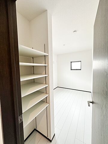 室内 伊勢崎市寿町46