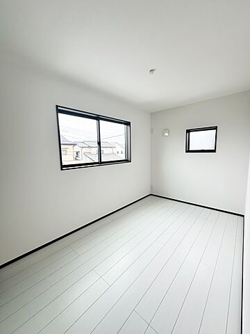 室内 伊勢崎市寿町46