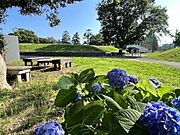 第一運動公園まで車で10分　約1.9kmお子様とおもいっきり遊べます。夏にはプールもおすすめです。