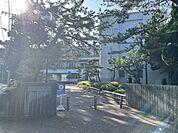 逗子開成学園 徒歩5分。 380m