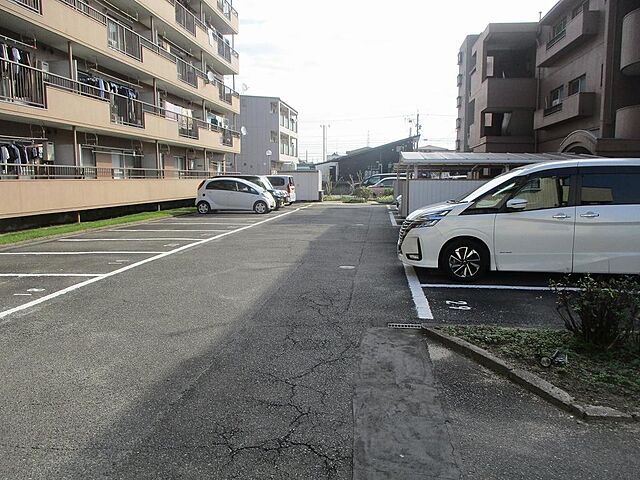 駐車場 アーバン東海II 2階/-