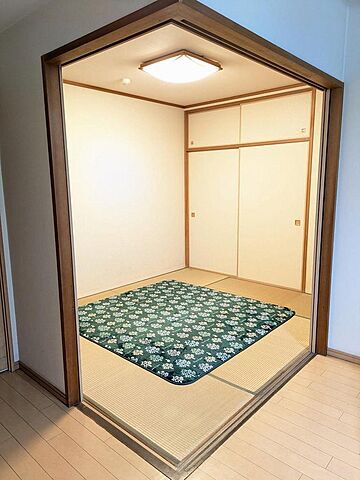 和室 ロイヤル知多寺本 6階/-