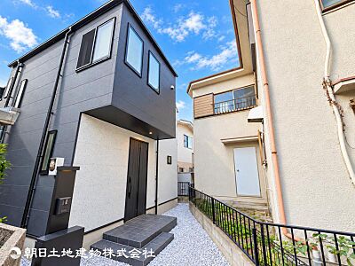 外観:空を広く感じる。緑が多いゆったり感のある安心の住環境です!!潤いのある環境でホッと生活できそうです!おしゃれな雰囲気や自然の潤いがあり、親しみやすさと個性を!街に新たな価値をもたらし続けてくれます! 外観:空を広く感じる。緑が多いゆったり感のある安心の住環境です!!潤いのある環境でホッと生活できそうです!おしゃれな雰囲気や自然の潤いがあり、親しみやすさと個性を!街に新たな価値をもたらし続けてくれます!