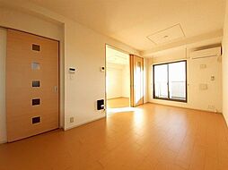 フランブリーズIV 2階2LDKのリビング/ダイニング