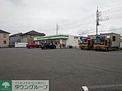ファミリーマート 本庄朝日町店 徒歩16分。 1210m
