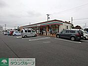 セブンイレブン 本庄南小学校前店 徒歩7分。 530m