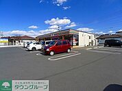 セブンイレブン館林美園町店 徒歩14分。 1050m
