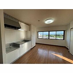 シャタレイン 5階2LDKのリビング/ダイニング