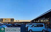 JOYHOUSE　MALL 徒歩15分。 1200m
