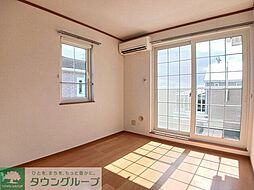 プチレジデンス　ディーヴァ　Ｆ 2階1LDKのリビング/ダイニング