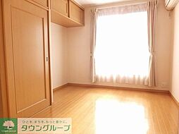 レオパレスメルベーユ 1階1LDKのリビング/ダイニング