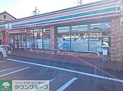 セブンイレブン高崎経大前店 徒歩10分。 780m