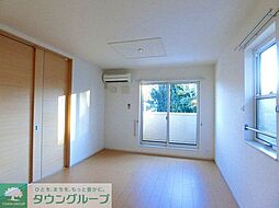 フィオーレドゥーエ 2階2LDKのリビング/ダイニング