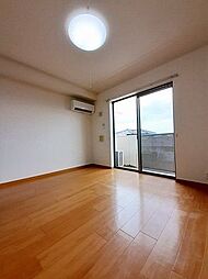 グレイスオブガネーシャ 2階1LDKのリビング/ダイニング