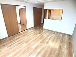 クローバービル 3階2LDKのリビング/ダイニング