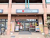 西友上杉店 徒歩8分。 620m