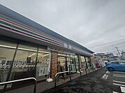 セブンイレブン仙台郡山4丁目店 徒歩11分。 850m