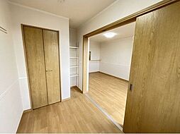 Foret Lumiere(フォレルミエール) 206 2階1LDKのリビング/ダイニング