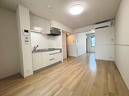 ファミーリエ 105 1階1LDKのリビング/ダイニング