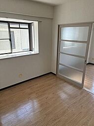 ロイヤルヒルズ泉中央 201 2階2Kのリビング/ダイニング