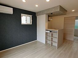 La Vierge II 101 1階1LDKのリビング/ダイニング