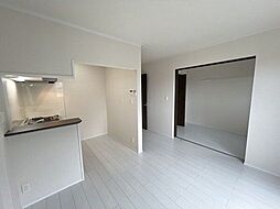 ララ・ポート 201 2階1LDKのリビング/ダイニング