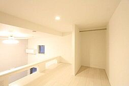 グランドソレーユ五輪 103 1階ワンルームのリビング/ダイニング