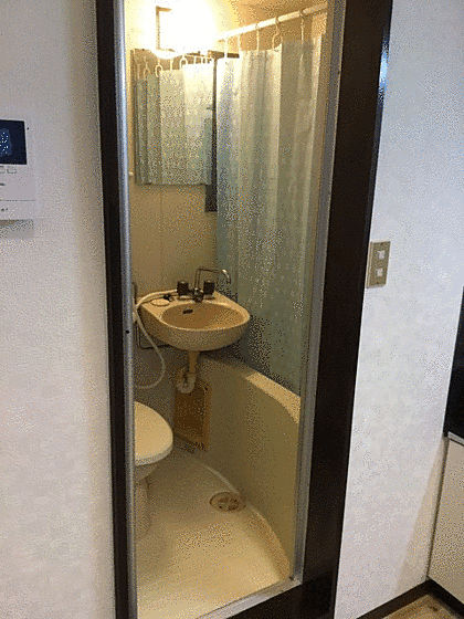 シャワールーム