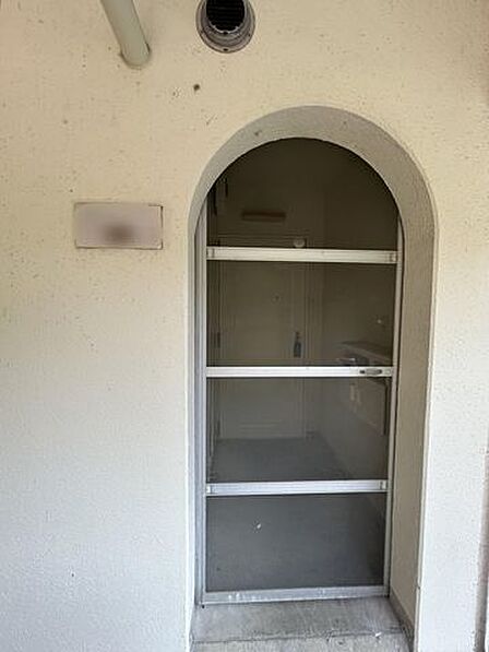 【玄関外観】