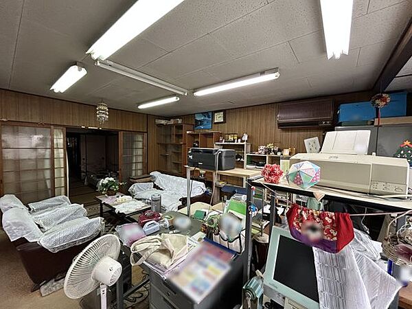 洋室